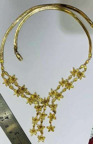 Unique 18.0 CT Yellow Sapphire & Solid Yellow Gold Necklace