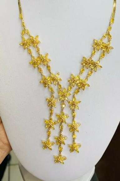 Unique 18.0 CT Yellow Sapphire & Solid Yellow Gold Necklace