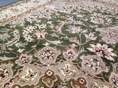 Stunning Traditional Medallion  Design Area Rug 8X11