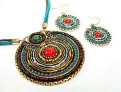 Charming Ethnic Handcrafted Detailed Art Necklace Set