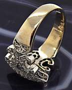 LADIES 18 KT WHITE GOLD DIAMOND CHARRIOL RING.
