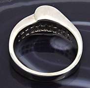 LADIES 14 KT WHITE GOLD DIAMOND ENGAGEMENR RING.