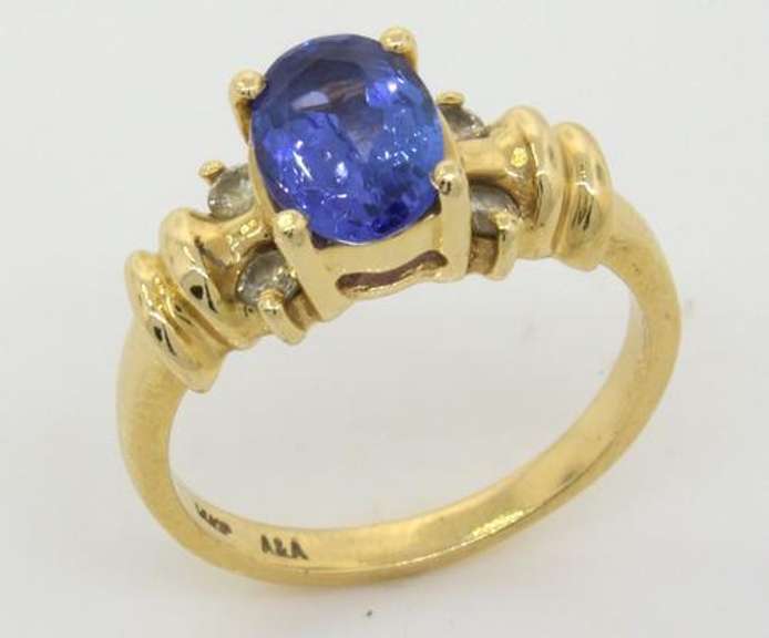 Lovely Tanzanite & Diamond Ring, 14K, Size 6.25