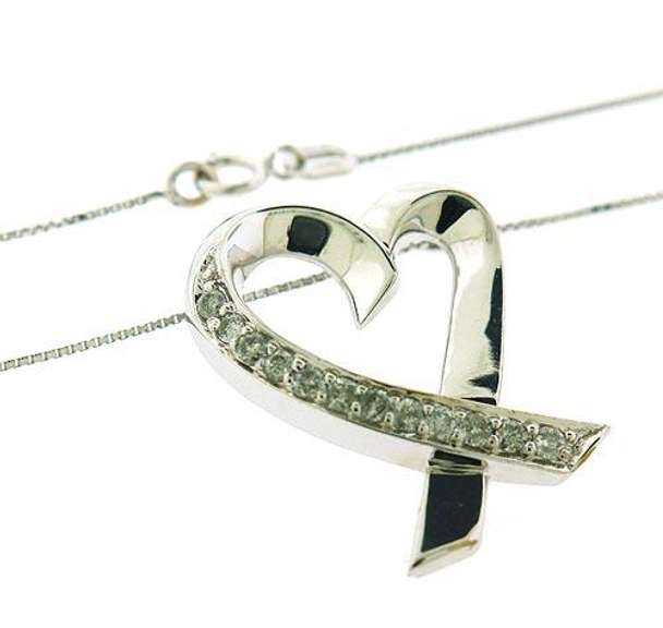 Lovely Ribbon Heart Pendant Necklace with Diamonds