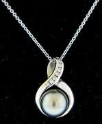 Black Tahitian Pearl and Diamond Pendant Necklace