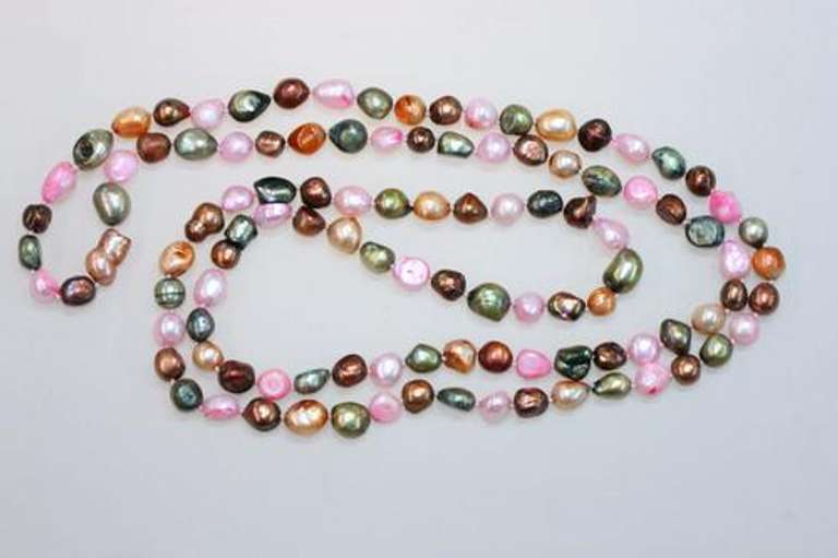 Casual Pearl Necklace