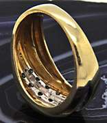 MEN'S 14 KT GOLD DIAMOND RING/BAND.