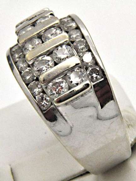 14 KT WHITE GOLD 2.00 CARAT DIAMOND BAND.