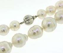 Gorgeous Freshwater Baroque Pearl Necklace