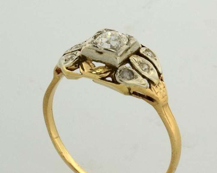 Victorian Style Filigree Diamond Ring in Gold