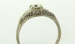 High Quality .33 CT Diamond Ring in 18KT Gold