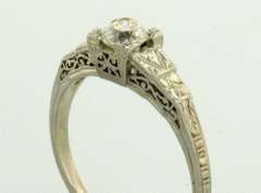 High Quality .33 CT Diamond Ring in 18KT Gold