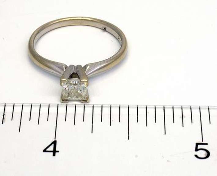 14K White Gold Approx .4CT Diamond in Size 5.75