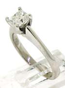 Gorgeous 0.71ctw Diamond Engagement Ring