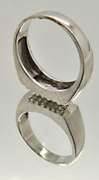 MEN'S 14KT WHITE GOLD DIAMOND BAND/RING.