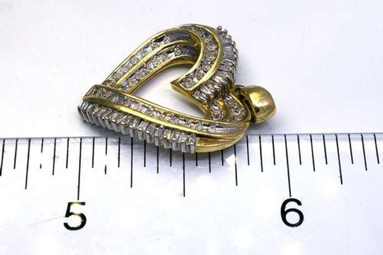 Glittering Diamond Heart Pendant