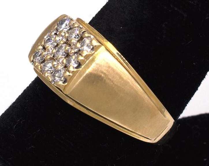 Flashy Vintage Diamond Band