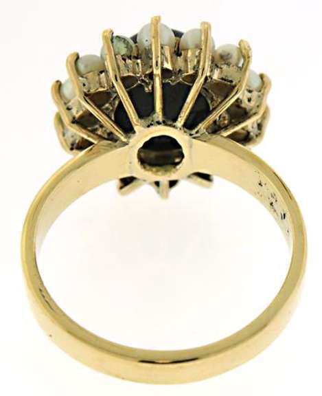 Sensational 10kt YG Black Star Sapphire and Pearl Ring