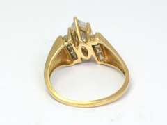 14KT Cubic Zirconia Ring Size 8.75