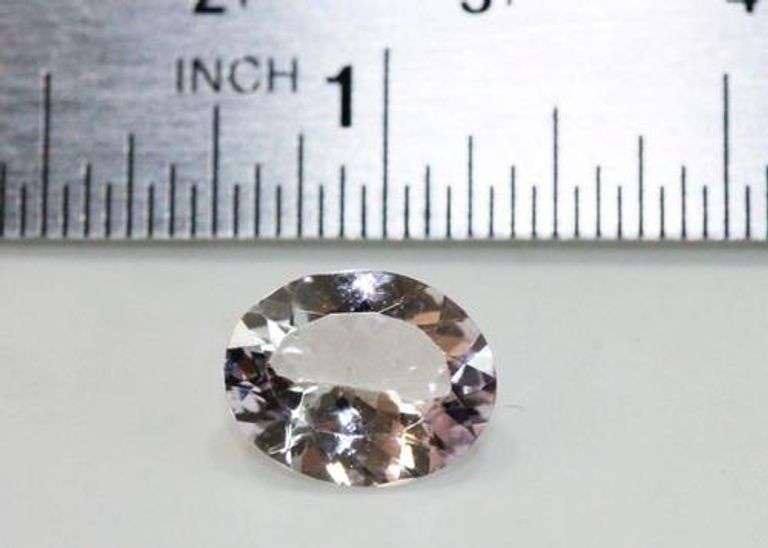 Subtle Morganite Oval - 1.83 cts.