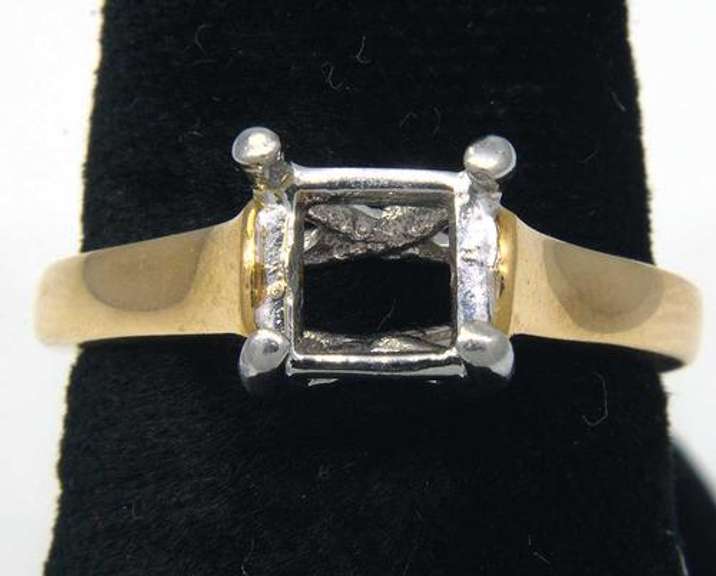 18KT & Platinum Solitaire Ring Mount
