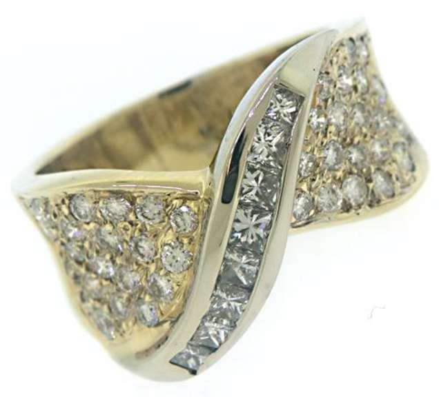 Elegant Princess & RBC Diamond Crossover Ring