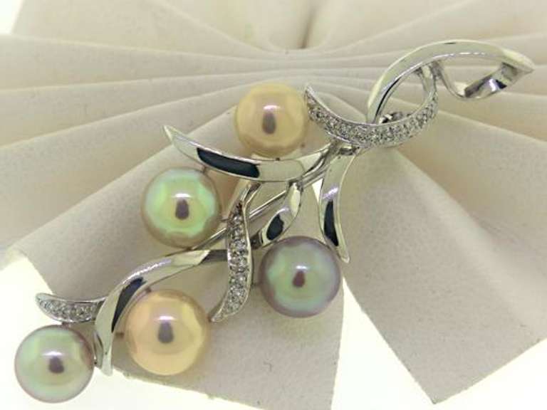 Fancy 14kt White Gold Pearl and Diamond Pendant Brooch