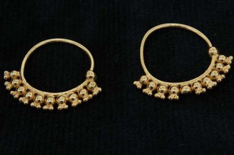Noteworthy 22KT Gold Hoop Earrings