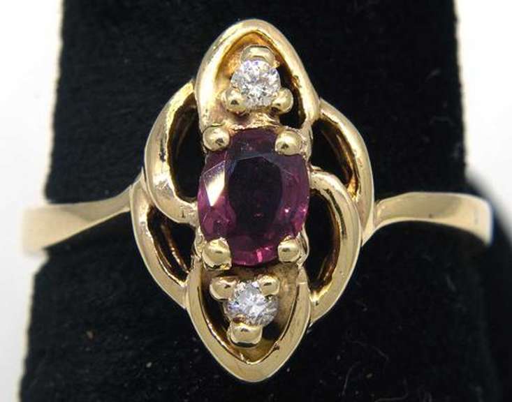 Vintage Ruby & Diamond Ring in Gold