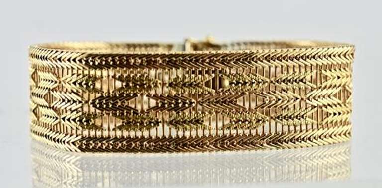 Intricate Heavy 18K Bracelet