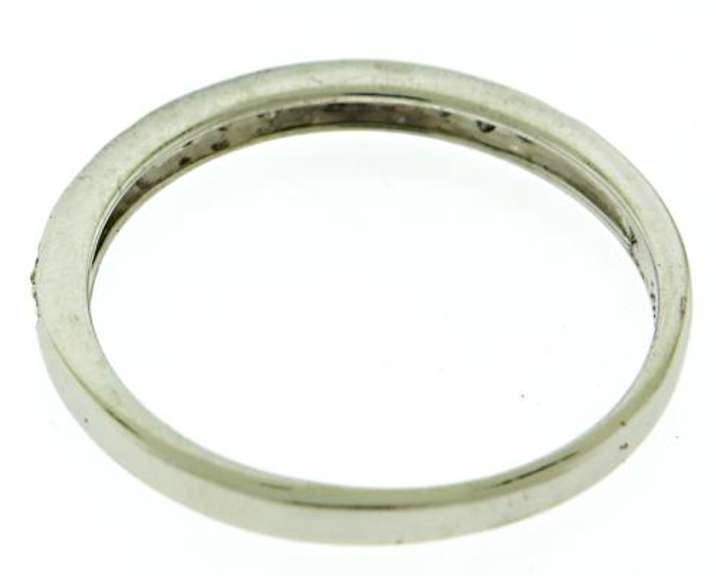 Nice Shared Prong Diamond Band