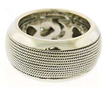 Contemporary 18kt WG Wide Ribbed Band with Diamond Heart Center