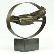 Hand holding each other Bronze Sculpture