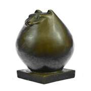 Handcrafted Detailed Hot Cast Cat Bronze Sculpture