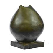 Handcrafted Detailed Hot Cast Cat Bronze Sculpture