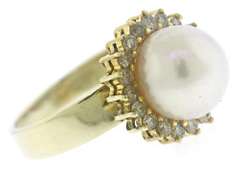 Flashy 14kt YG Pearl and Diamond Halo Ring