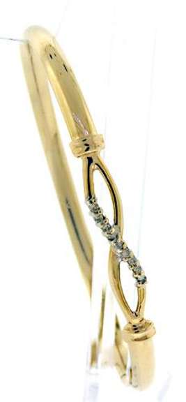 Beautiful Diamond Infinity Bracelet