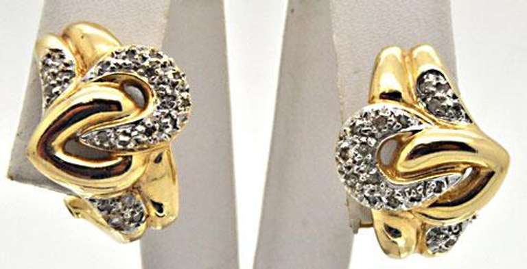 14 KT YELLOW GOLD AND DIAMOND EARRINGS.