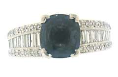 Attractive Platinum Ring w Tanzanite & Diamonds