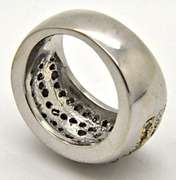 LADIES 14KT WHITE GOLD DIAMOND BAND.