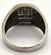 MEN'S 14KT WHITE GOLD DIAMOND RING.