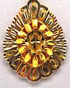 21KT SOLID GOLD SINGAPORE CHAIN WITH 21KT PENDANT.