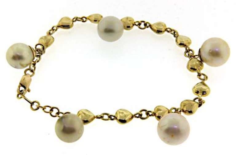 Classy Puffed Heart Pearl Charm Bracelet