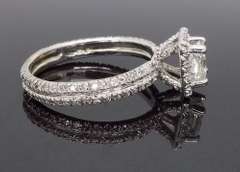 18K White Gold Halo Style Engagement Ring