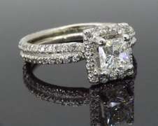 18K White Gold Halo Style Engagement Ring