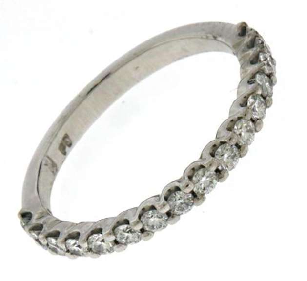 Gorgeous Platinum Diamond Band Ring