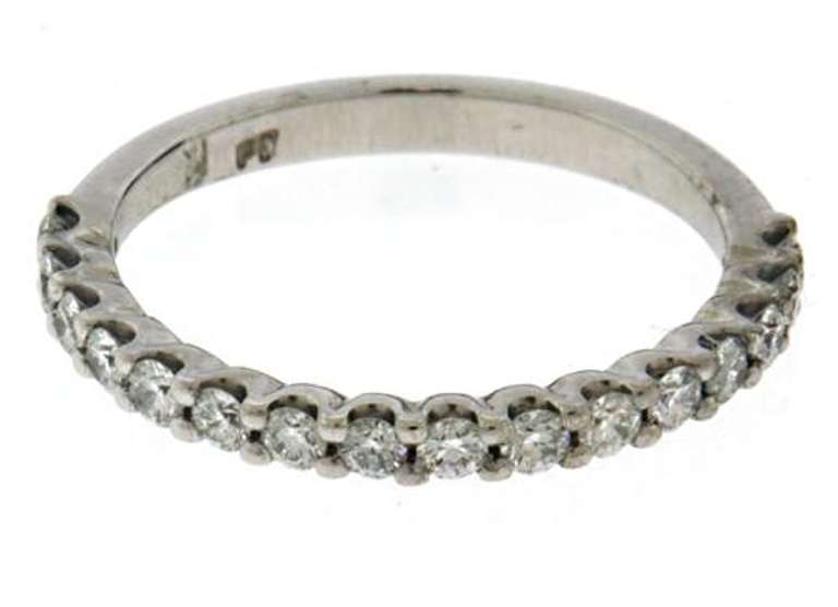 Gorgeous Platinum Diamond Band Ring