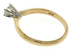 Beautiful Heart Solatire Diamond Yellow Gold Ring
