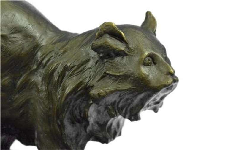 A Persian Cat Bronze Sculpture Figurine