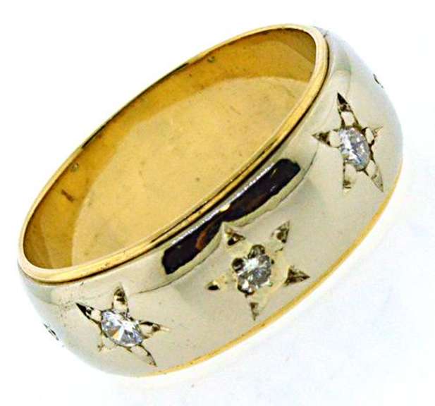 Pretty Gents Star Diamond Yellow Gold Ring